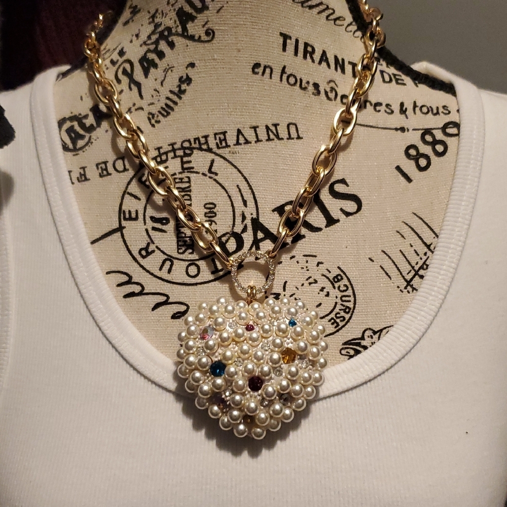 Betsey Johnson Gold and White Heart Necklace